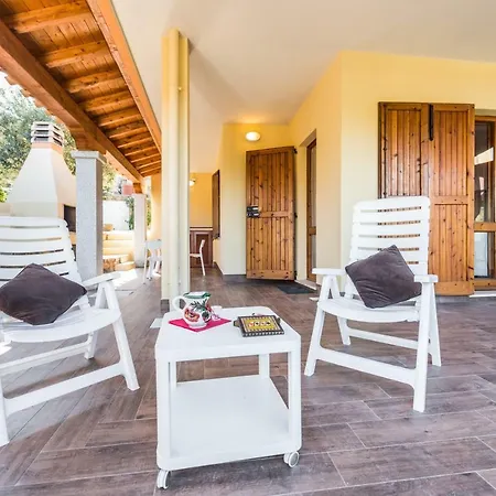 Fabulous Seaside In Cala Sinzias *